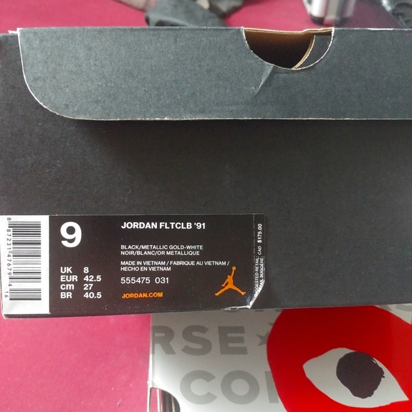 Sports Collectable Shoes - Picture 1 of 3